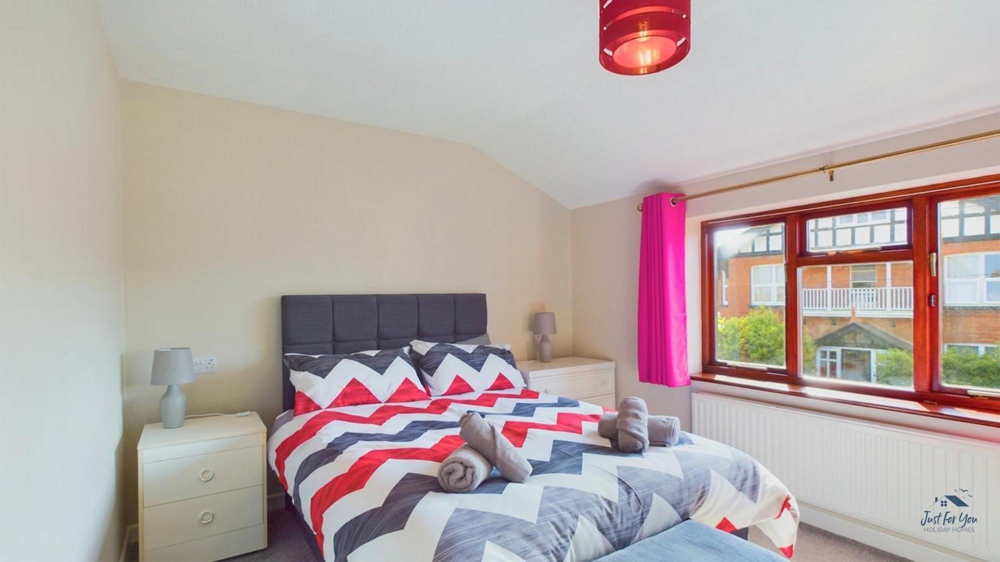 Dartmouth House Villa Totland  Ngoại thất bức ảnh