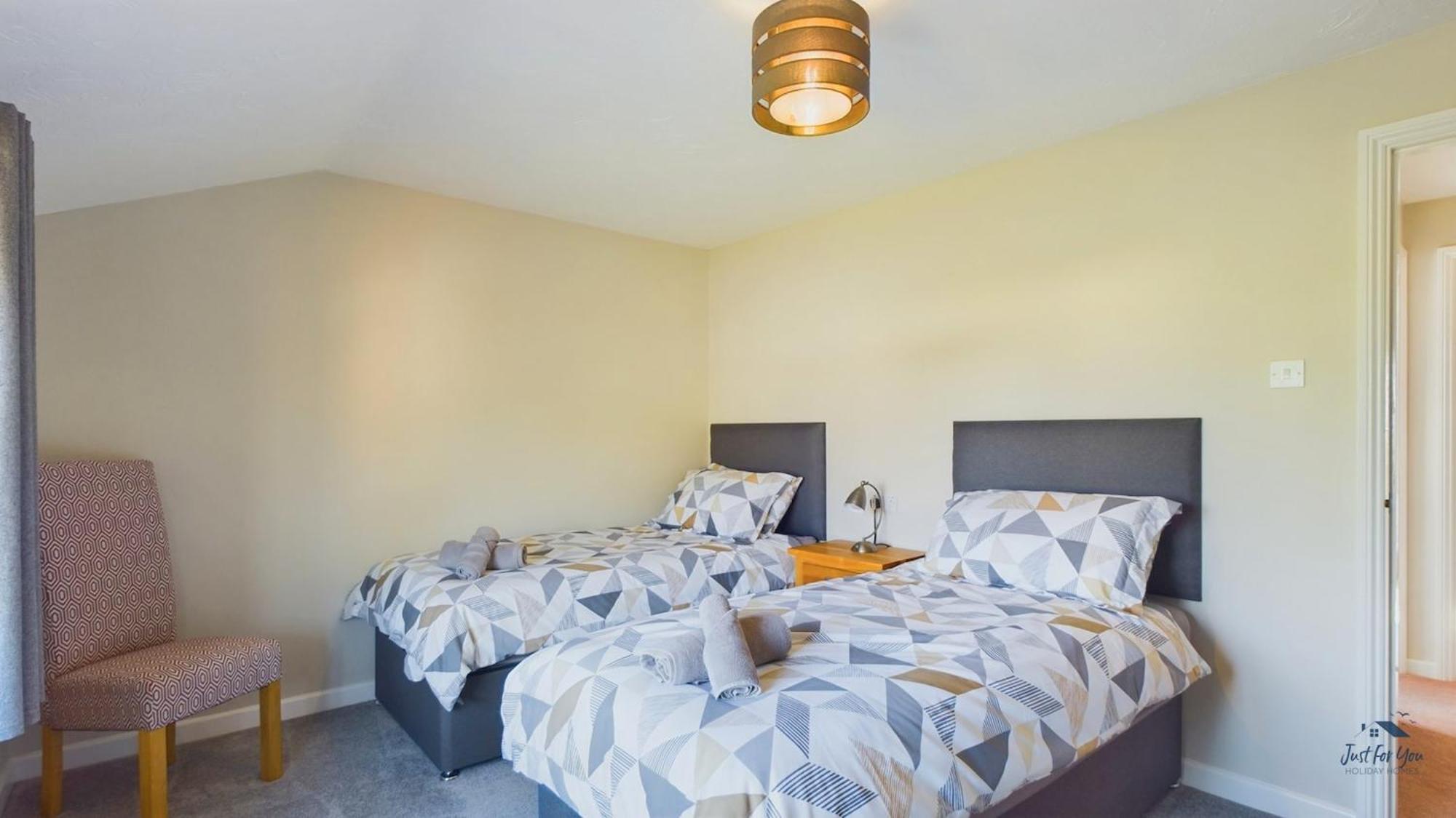 Dartmouth House Villa Totland  Ngoại thất bức ảnh