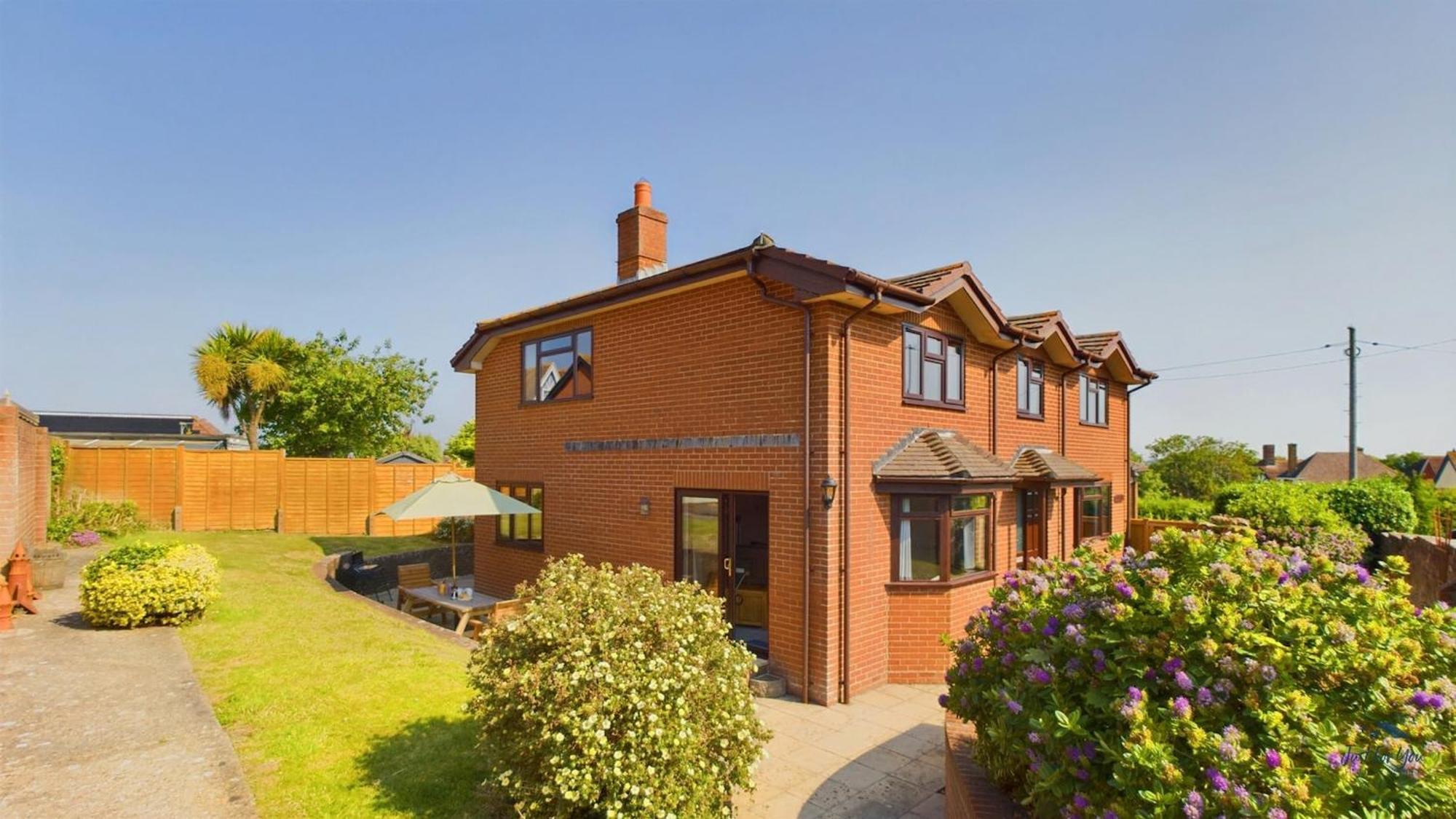 Dartmouth House Villa Totland  Ngoại thất bức ảnh